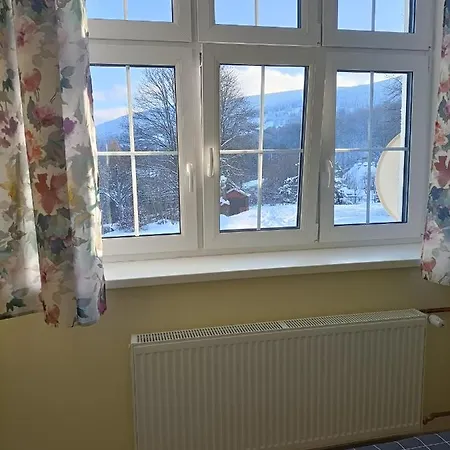 Apartament Flins Z Garażem